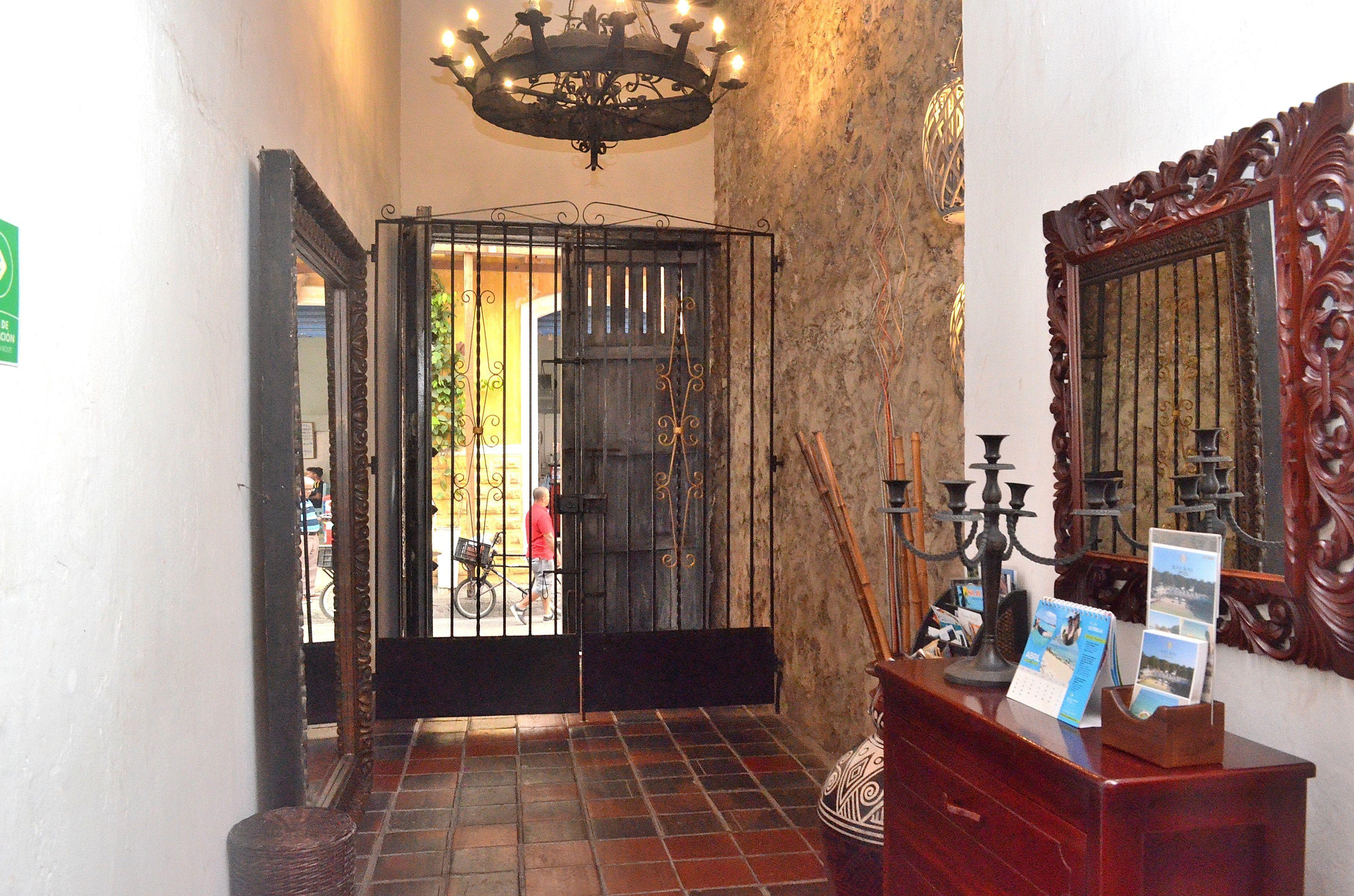 Hotel Puertas De Cartagena — Fotos 1